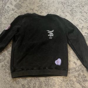 White Fox Sweatshirt Hearts